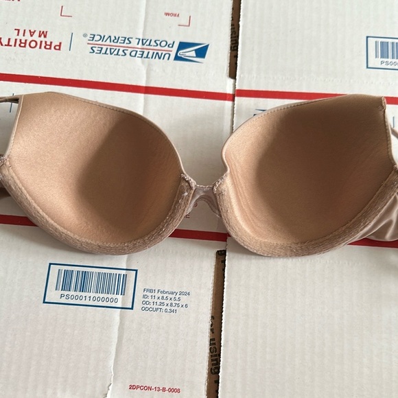 Victoria’s Secret Nude Beige Demi Bra 32B Lightly Lined - Picture 5 of 6